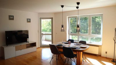 Ruhig & möbliert direkt am Lech – 3-Zimmer-Wohnung mit Balkon