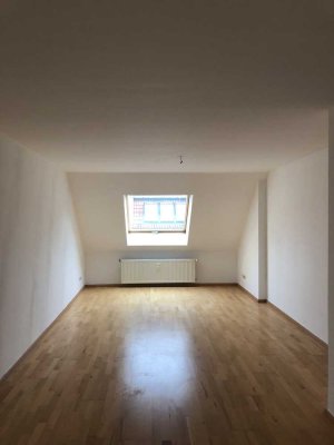 Charmante Dachgeschoss Wohnung in Altlindenau
