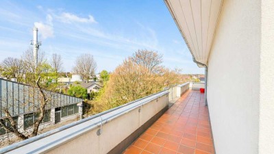 Dachgeschosswohnung mit Rundumterrasse und TG-Stellplatz