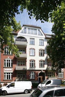 Schöne 1-Zimmer-Altbau-Wohnung in bester Friedenau-Lage