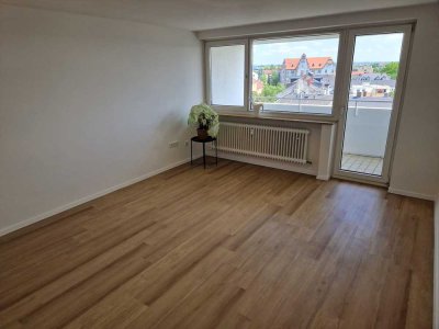 PROVISIONSFREI | Frisch renovierte 2-Zimmer-Wohnung | FREI