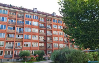 Sonnige 1-Zimmer-Wohnung mit Balkon in Haidhausen