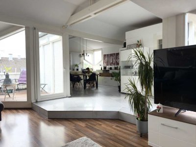 Stillvolle, ruhige Wohnung mit Dachterrasse