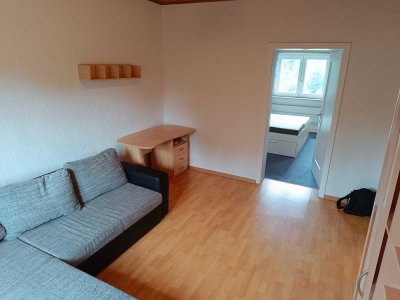 Ruhige 2-Zimmer-Wohnung mit Balkon und EBK in Ludwigshafen nähe Klinikum