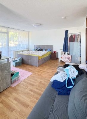 3-Zimmer-Wohnung mit Einbauküche und Stellplatz, Nähe Friedhof