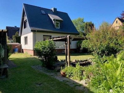 Rückzugsort mit Garten - kleines Haus in Sackgassenlage