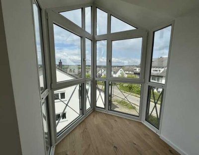 Zum Wohlfühlen: Sanierte 2- Zimmer- Wohnung mit Balkon in Simmern