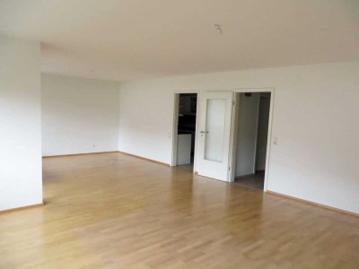 Moderne 4-Zimmer-Wohnung zur Miete in Bad Rappenau!