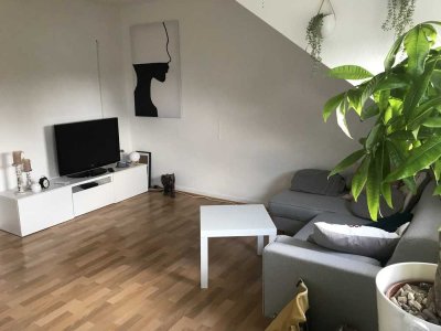 1,5 Zimmer Dachgeschosswohnung mit Wohnküche
