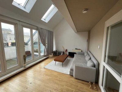 Lichtdurchflutete Maisonette mit 2 Dachterrassen in Berlin-Mitte
