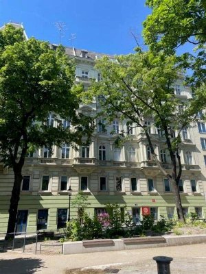 repräsentative 4,5-Zimmer Stilaltbauwohnung in prominenter Lage des 6. Bezirks