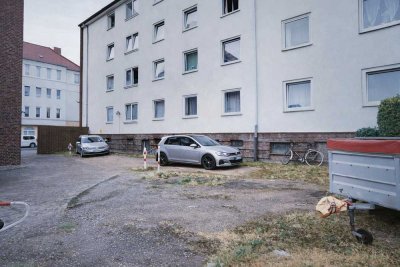2-ZKB-Dachgeschosswohnung in Geestemünde mit PKW- Stellplatz