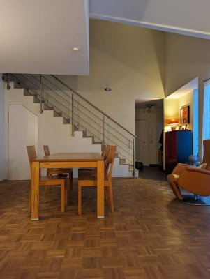 Stilvolle 4-Zimmer-Maisonette-Wohnung mit gehobener Innenausstattung mit Balkon und EBK in Brühl