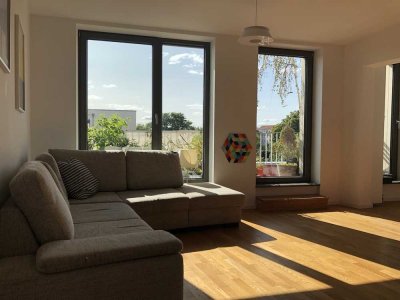 Schöne, helle & geräumige 4-Zimmer-Maisonette-Wohnung in Potsdam West