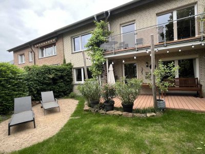 Wohnen mit Charakter: Großzügiges Doppelhaushälfte in Bielefeld-Senne