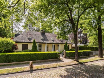 Architektenvilla mit außergewöhnlichem Grundstück in Toplage Berlin-Dahlem
