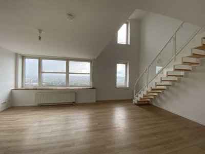 Großzügige 2-Zimmer-Maisonette-Wohnung mit Ausblick