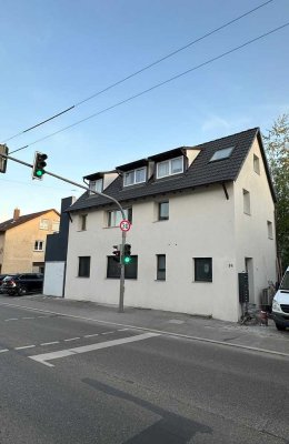 Geräumiges, stilvolles 11-Zimmer-Mehrfamilienhaus