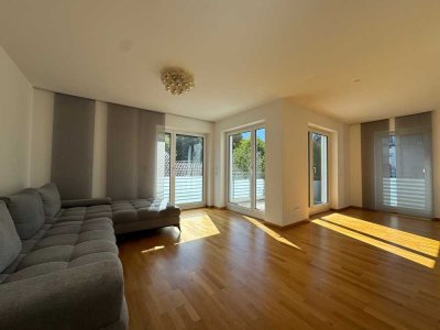 Helle 2-Zimmer-Wohnung mit Süd-West Balkon und EBK in München-Solln!