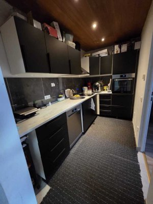 Stilvoll modernisiert: 4-Zimmer-Wohnung in Bochum-Riemke