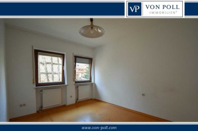 Charmante Vier-Zimmer-Wohnung mit Kachelofen und Einbauküche in Repperndorf