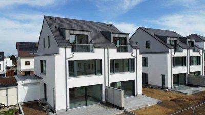 Erstbezug: Hochwertiges Architekten - Einfamilienhaus 6-Zimmer mit EBK in Bad Homburg KFW 55