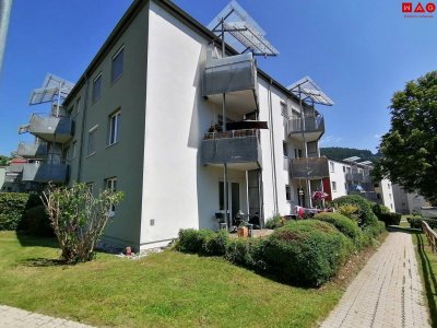 Attraktive EG Wohnung mit Terrasse + Grünfläche!