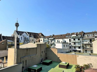***D´dorf-Loretto-Viertel, geräumige 2-Zi.Whg. mit Wohnküche + Balkon + Rheinturmblick!***