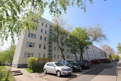 * in Sanierung * Erdgeschoss * Singlewohnung * 01.08.26 *