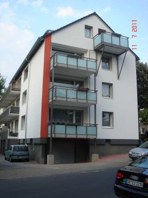 3 Zi-Wohnung mit großem Balkon