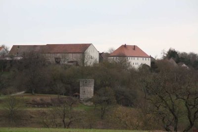 Ideal für Familie mit Kindern-  4-Zimmer-Wohnung in Rügland-Rosenberg
