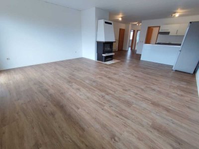 Landstuhl - Top Lage, 4 ZKB, 2 Bäder, Einbauküche, Kamin, Balkon, Gartennutzung