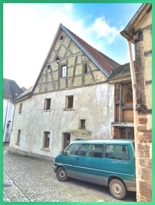 Wohngebäude " historisches Fachwerkhaus"  in schöner Altstadt von Ottweiler  "neuer Verkaufspreis"