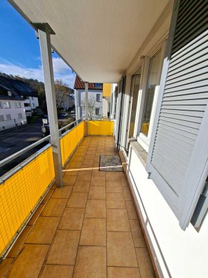 ** S-ROHRACKER: Schöne, gepflegte und helle 3-Zi.-Wohnung * TL-Bad * großer Balkon **