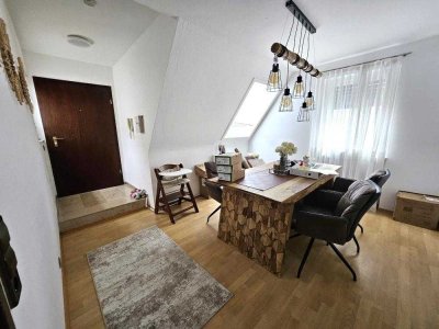 Schicke 4,5-Zimmer DG-Maisonetten-Wohnung im Zentrum vom Winterbach