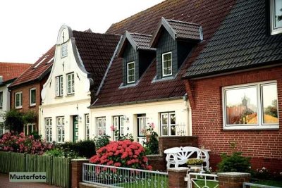 ++ Für Handwerker - Einfamilien-Reihenendhaus mit Garagen ++