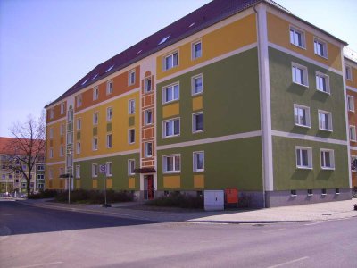 2-Zimmerwohnung im Dachgeschoss im Zentrum zu mieten!