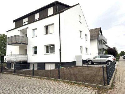 Großzügiges Mehrfamilienhaus in bevorzugter, ruhiger Ortsrandlage