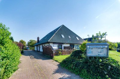 Büsum/Westerdeichstrich, 3-Zi. Ferienwohnung , 70 m² mit Balkon und Gemeinschafts-Pool im Haus