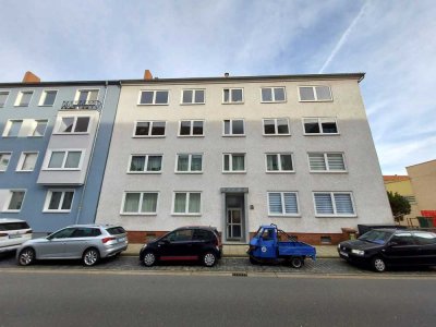Nähe Maschsee 4 Zimmerwohnung in der Südstadt mit Balkon - WG geeignet!