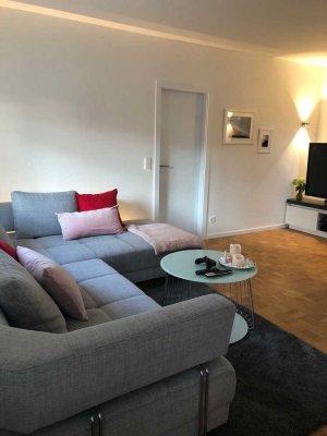 Schöne 3-Zimmer-Maisonette-Wohnung mit gehobener Innenausstattung mit EBK
 in Grevenbroich