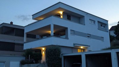 Lichtdurchflutetes, freistehendes modernes EFH Bj 2021, Top-Lage, Top-Zustand
