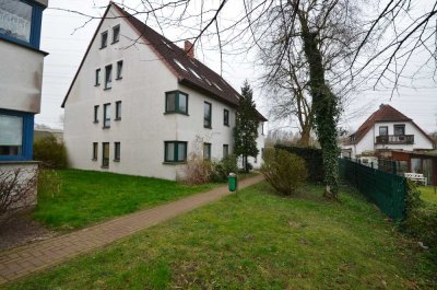 Fünf-Zimmer-Wohnung mit Balkon und PKW-Stellplatz in Bremen - Burg-Grambke