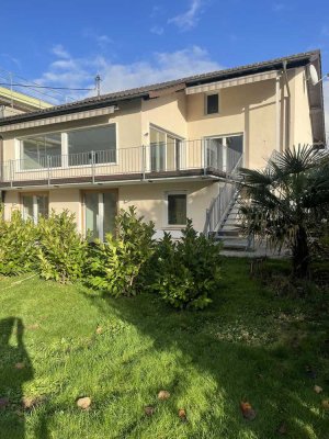 Attraktive Villa am Rhein in Unkel für bis zu zwei Jahren zu vermieten
