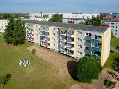 2,5 Zimmerwohnung mit Balkon (Erstbezug) (25.040)
