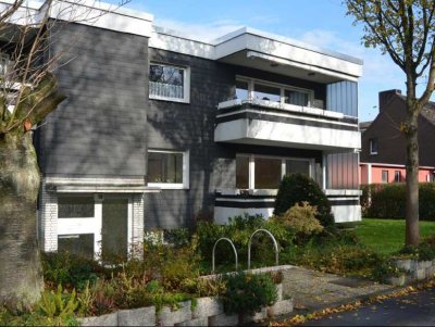 Großzügige 4-Zimmer-EG-Wohnung mit Balkon, Garage, Pool & Sauna