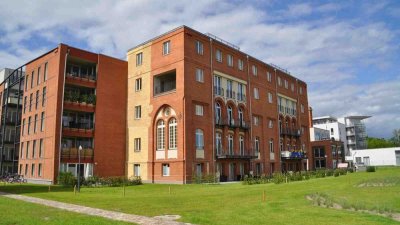 Hochwertig möblierte 3-Zimmer-Wohnung mit Havelblick, großer Terrasse und Tiefgarage in Potsdam-West