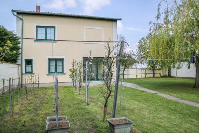 Einfamilienhaus mit Garten in Illmitz