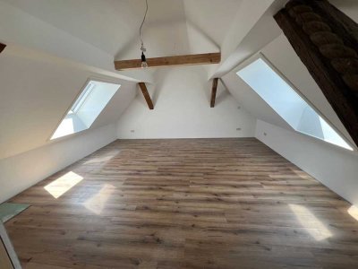 Schöne und modernisierte 5,5 Raum-Maisonette-Wohnung in Stutensee