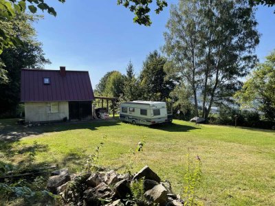Traumlage am Rehberg! Kleines Wohnhaus mit großem Grundstück in Kulmbach